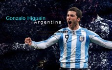 悟空体育-巴塞罗那球迷版球衣价格领跑西甲，114.99欧元引发市场热议